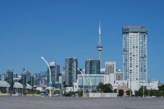 toronto, gta, downtown, canada, canadian, city, tower, skyscraper, ontario, landscape, landmark, destination, architecture, building, cityscape, business, toronto, toronto, gta, gta, gta, gta, gta. Incorporating in Canada or the US, what changes in your plan